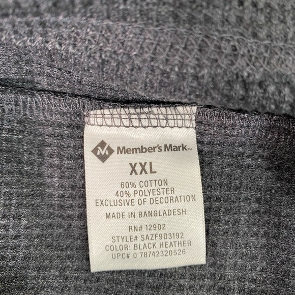 Authentic Goods Men’s Sweater - Picture 4 of 4